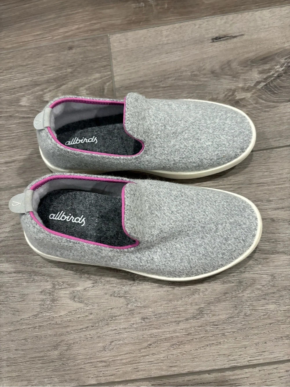 allbirds Kids Slip-On Wool Shoes in Gray with Pink Trim 2 smallbirds